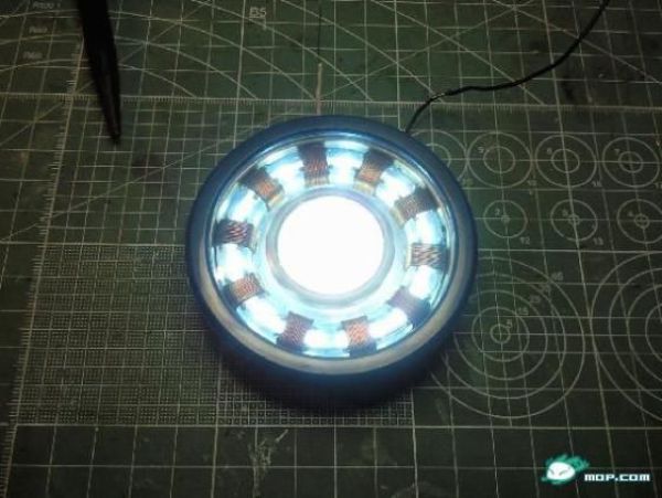 Chinese Guy Recreates Iron Man’s Arc Reactor (25 pics)