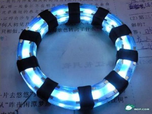 Chinese Guy Recreates Iron Man’s Arc Reactor (25 pics)