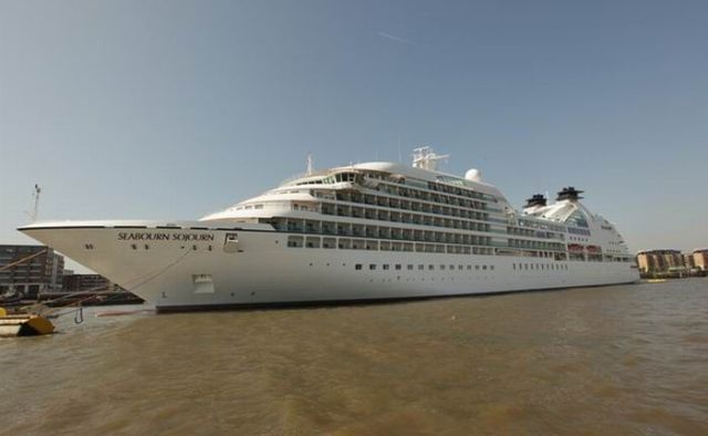 Seabourn Sojourn – One of the Most Luxurious Cruising Vessels of the World (64 pics)