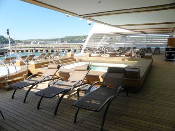 Seabourn Sojourn – One of the Most Luxurious Cruising Vessels of the World (64 pics)