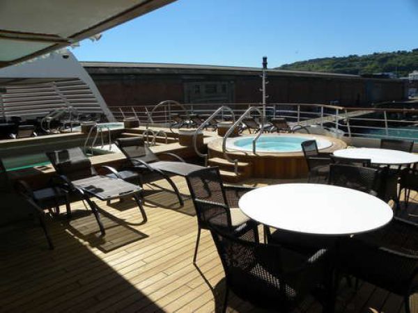 Seabourn Sojourn – One of the Most Luxurious Cruising Vessels of the World (64 pics)