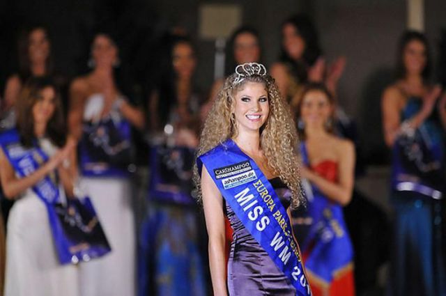 Miss World Cup Beauty Pageant 2010 (12 pics)