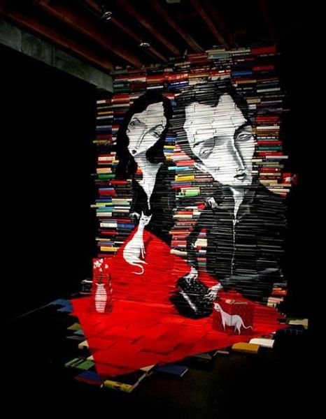Art with Stacked Books (23 pics)