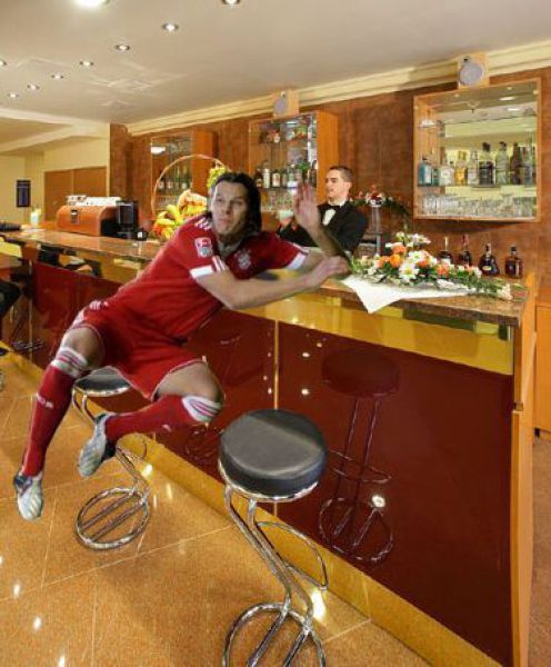 Funny Photomontage on a Soccer Player (25 pics)