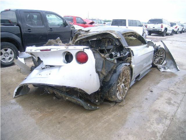 Two Crashed Supercars That Will Make Your Heart Bleed (16 pics)