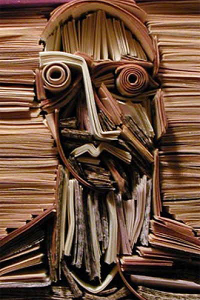 Interesting and Amazing Sculptures from Newpapers (29 pics)