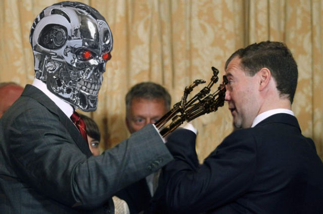 Medvedev Made a Joke to Schwarzenegger (25 pics)
