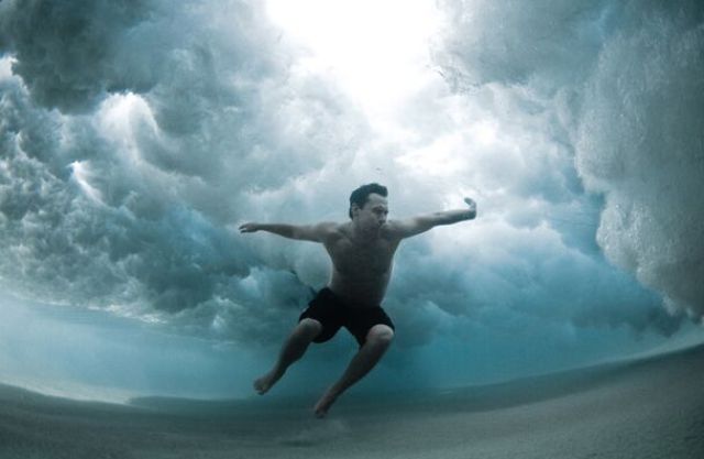 Amazing Underwater Photography (18 pics)