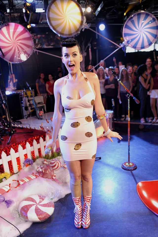 Katy Perry Looks Always Splendid (9 pics)