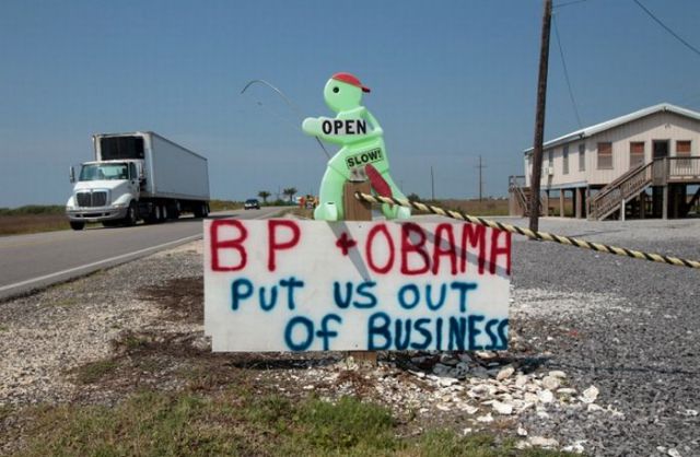 Signs against BP and Oil Spill (16 pics)