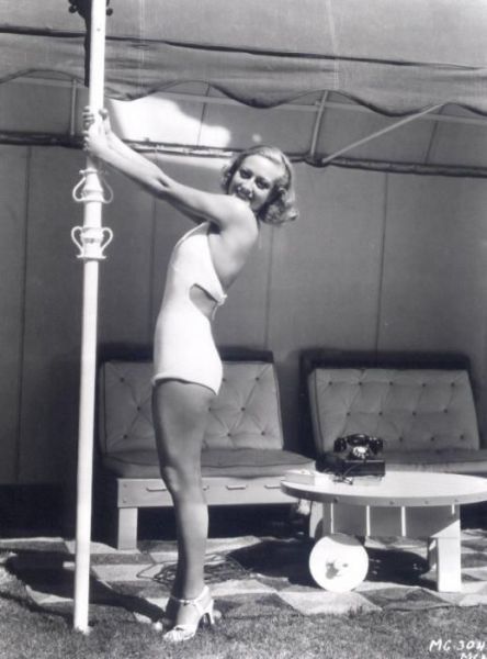 History of Swimwear (73 pics)