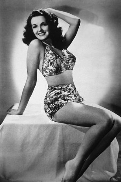 History of Swimwear (73 pics)