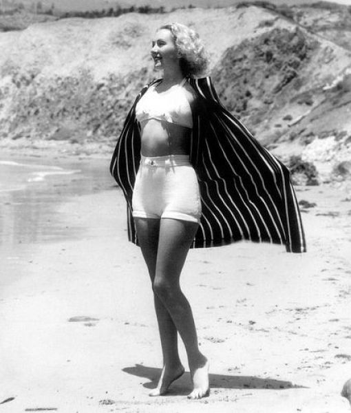 History of Swimwear (73 pics)