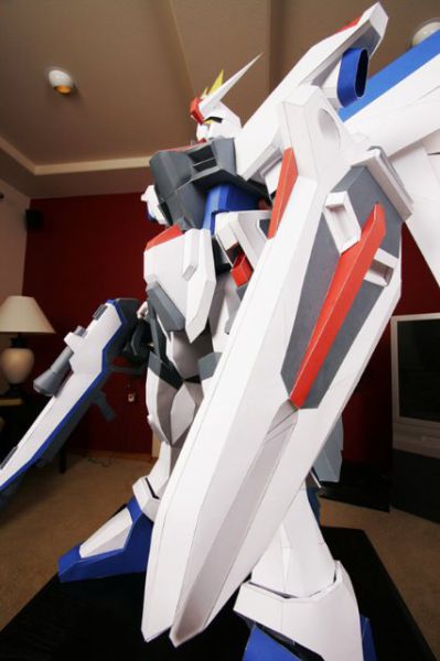 Incredible Papercraft (17 pics)