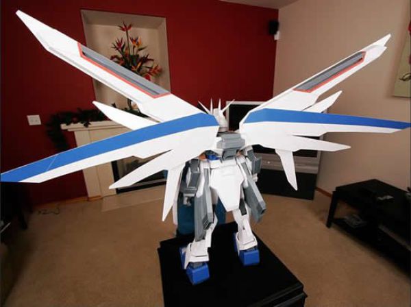 Incredible Papercraft (17 pics)