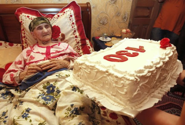 The Oldest Woman in the World (16 pics)