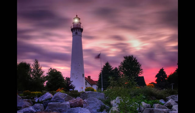 Beautiful and Haunted Lighthouses (43 pics)