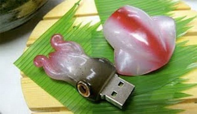 Ingenious USB Flash Drives (57 pics)