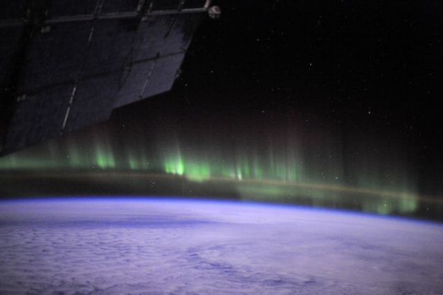 Photos Taken at the International Space Station (159 pics)