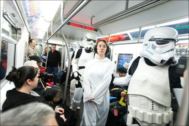 "Star Wars" in the New York subway (38 pics)