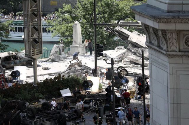 Transformers 3 Filming (41 pics)