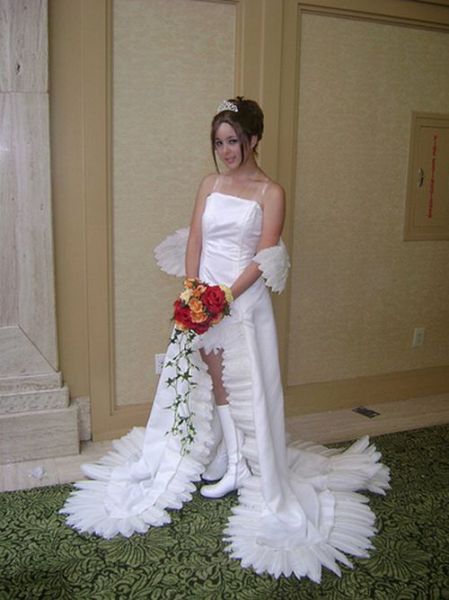 Beautiful and Unusual Wedding Dresses (38 pics)