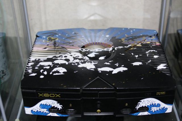 Beautifully Painted Game Consoles (25 pics)