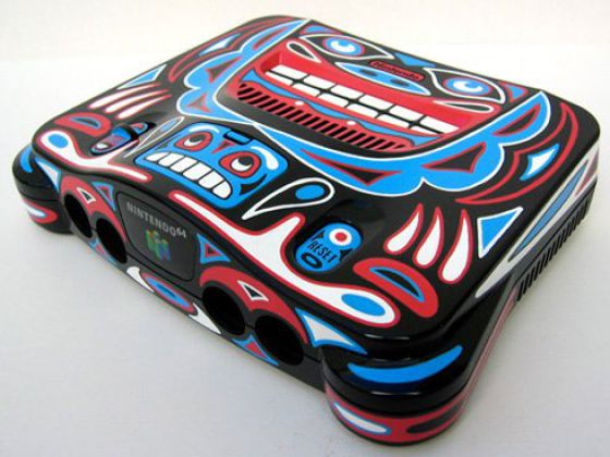 Beautifully Painted Game Consoles (25 pics)
