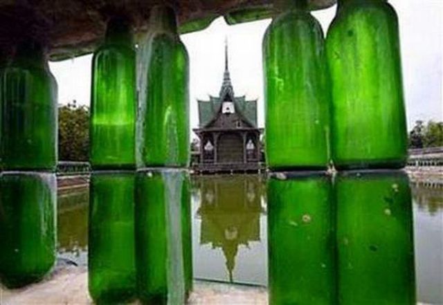 Beer Bottle Temple (21 pics)
