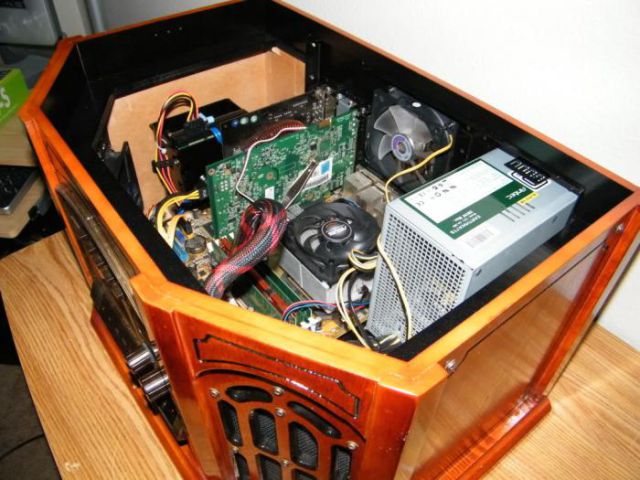 How to Create an Exclusive Computer Case (26 pics)