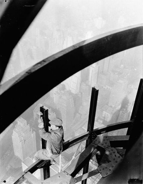 Astonishing Photos of the Empire State Building Under Construction (64 pics)
