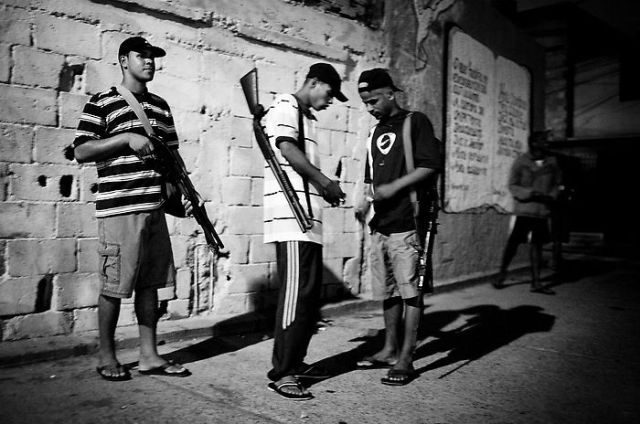 Rio de Janeiro Gangsters (28 pics)