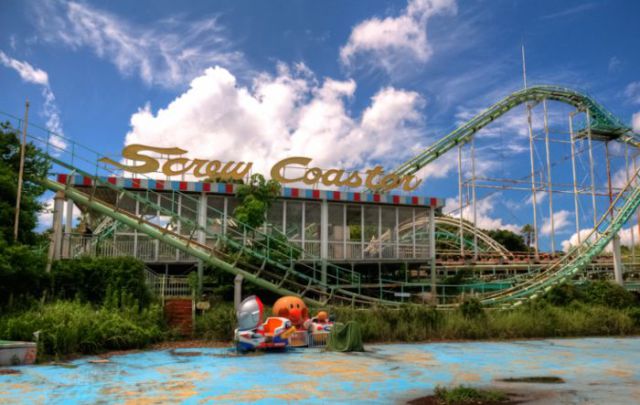 Abandoned Japanese Theme Park (52 pics)