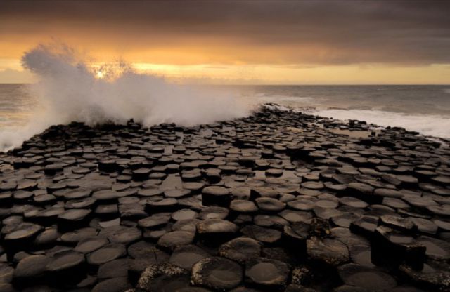 Beautiful and Strange NatureDesigned Formations (17 pics)