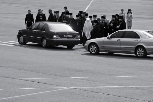 What Russian Priests Drive (16 pics)