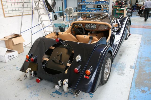 How Morgan Cars Are Made Out of Wood (24 pics)