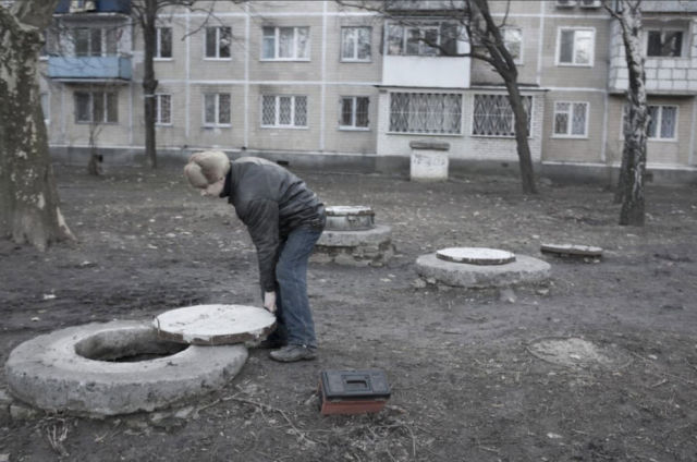 Hard Life of Ukrainian Street Children (33 pics)