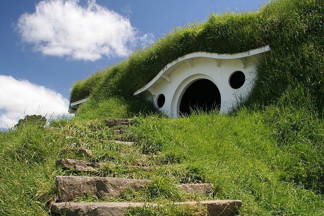 Hobbiton, for Sheep... (7 pics)