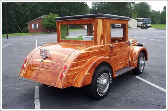 Unusual and Unique V8 Wooden Car (22 pics)