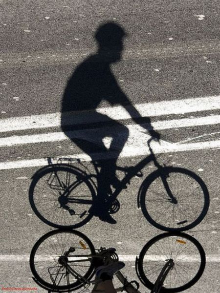 Your Shadow Looks Awesome! (17 pics)