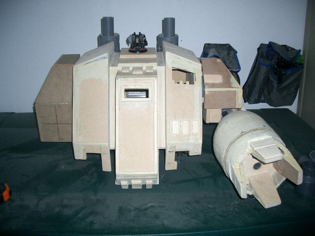Awesome Warhammer 40K Giant Dreadnought Case Mod (97 pics)