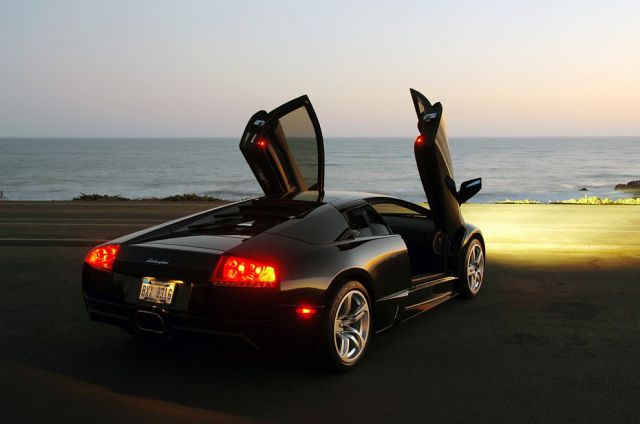 Very Fast and Luxurious Cars (98 pics)