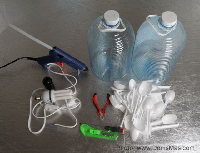 Bahan-bahan pembuat Lampu Hias gantung dari sendok plastik