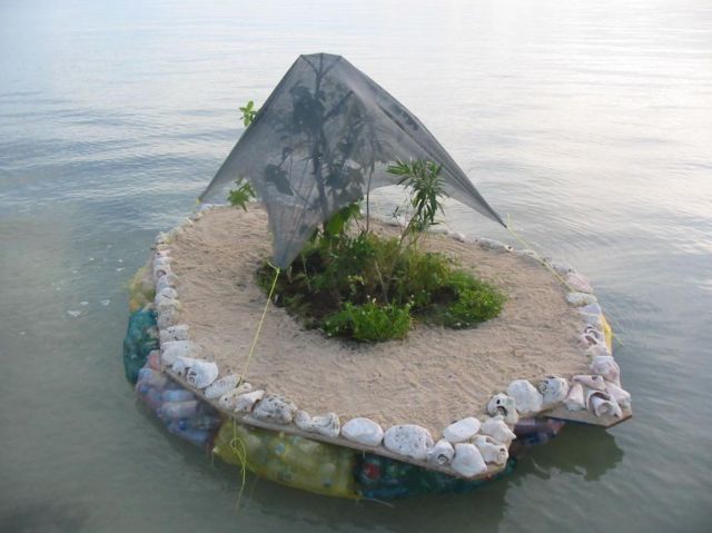 Spiral Island II: a Fantastic Floating Plastic Bottle Island (34 pics)