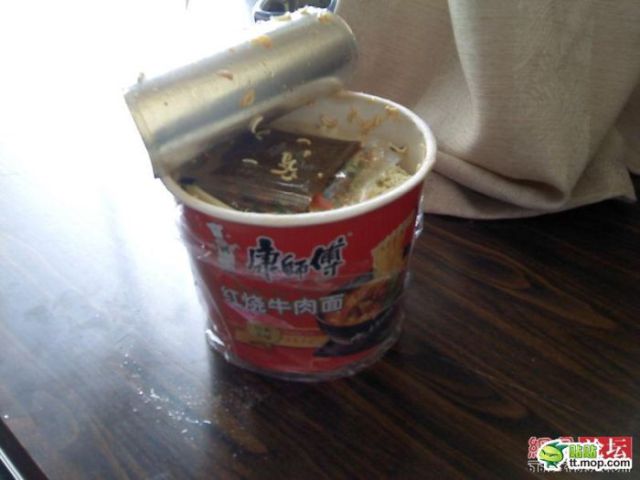Unsavory Chinese Noodles (4 pics)