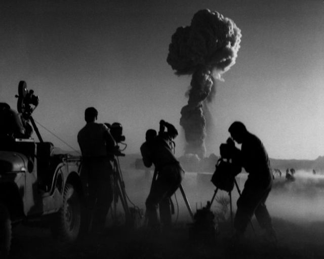 The Power and Violence of the Atomic Bomb in Pictures (22 pics)
