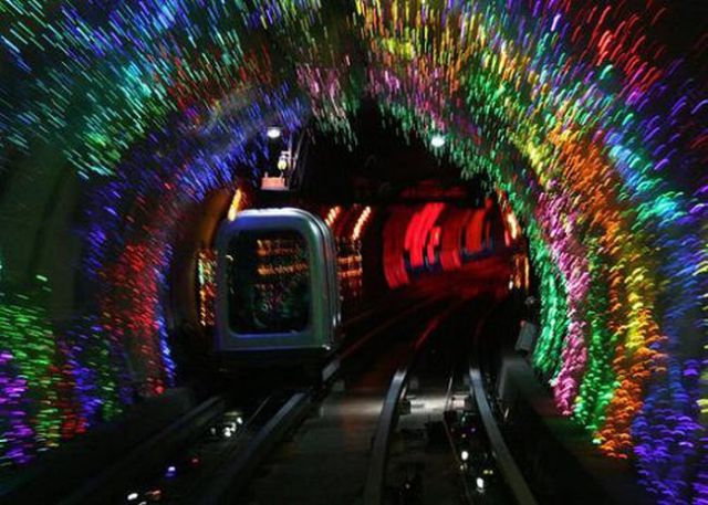 The Worlds Most Beautiful Subway (22 pics)