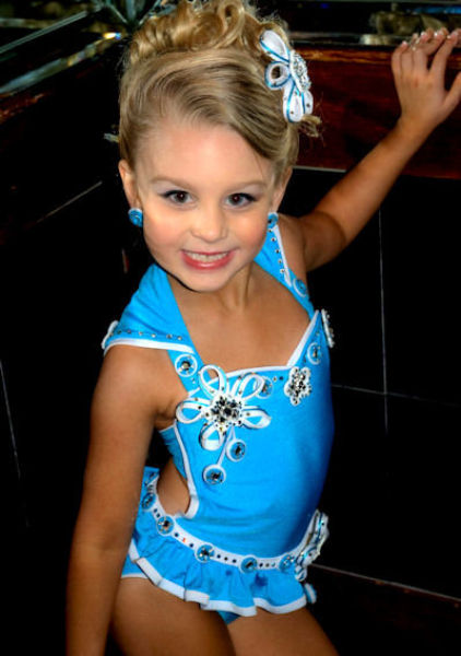 Beauty Children Pageants Make Children Look Ugly (30 pics) - Izismile.com