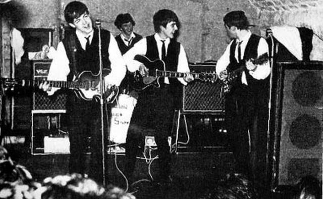 The Beatles Yesterday (145 pics)