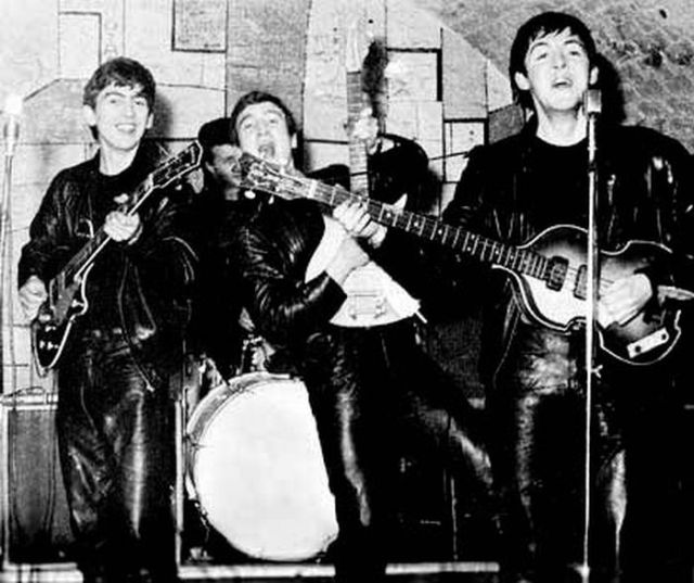 The Beatles Yesterday (145 pics)